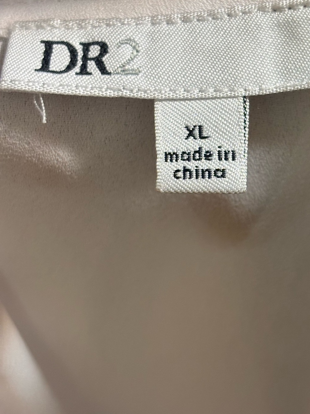 DR2 by Daniel Rainn Short-sleeve Split-neck blouse NWOT - Picture 5 of 7